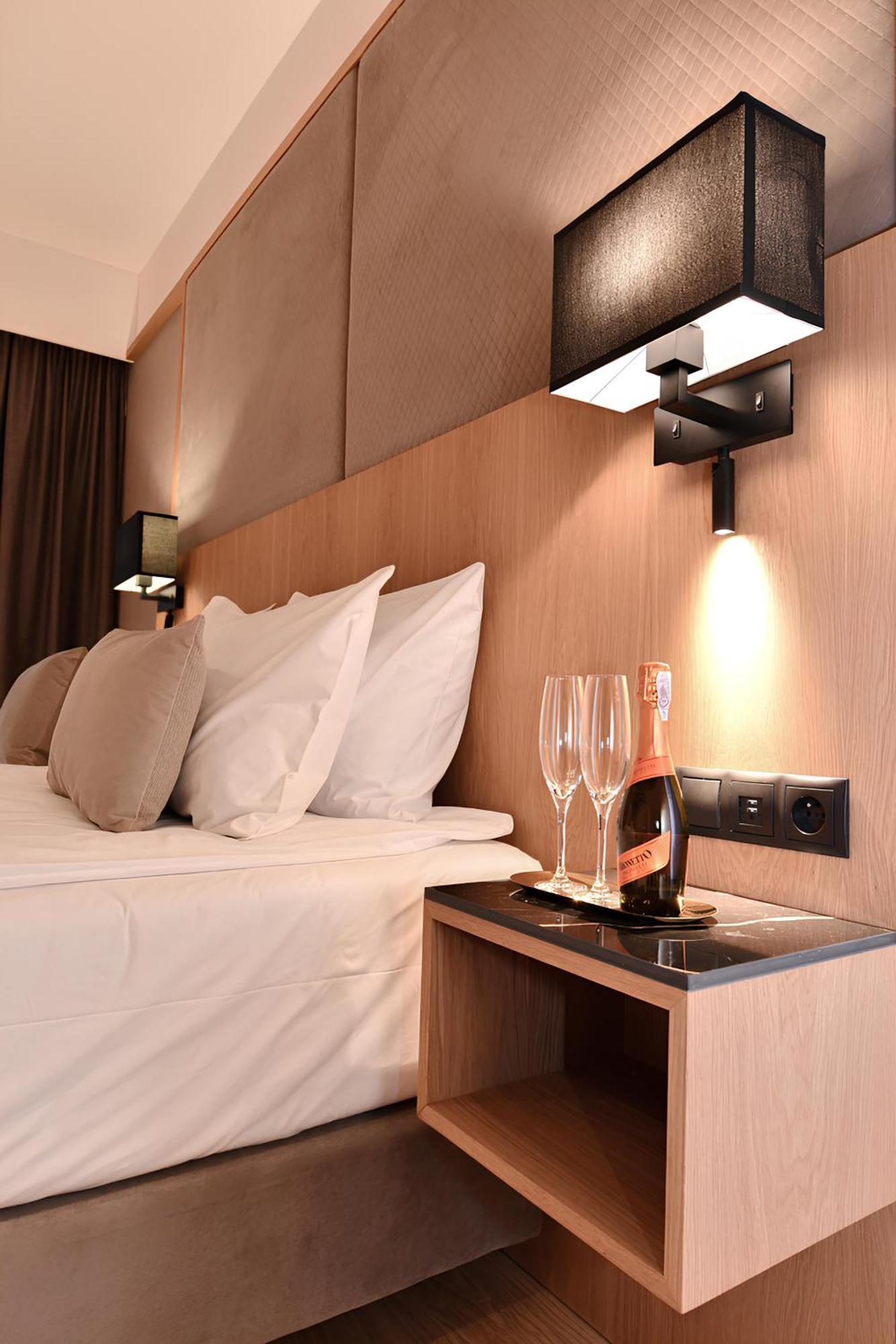 Deo Plaza Premium Apartments & Spa Гданск Екстериор снимка
